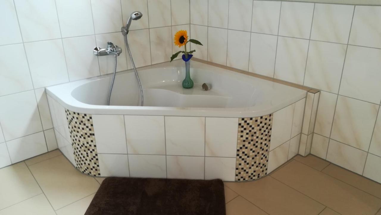 Ferienwohnung Froehlich Dorfprozelten エクステリア 写真